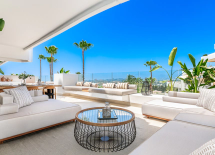 HERMOSO APARTAMENTO FAMILIAR CON VISTAS PANORÁMICAS EN VENTA EN EL GOLDEN MILE