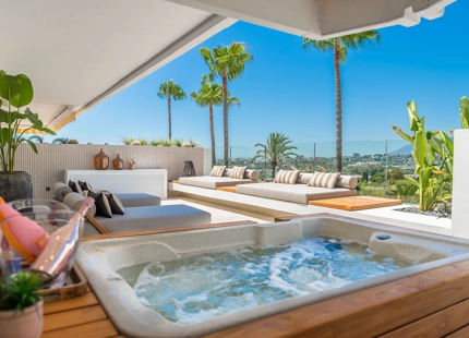 HERMOSO APARTAMENTO FAMILIAR CON VISTAS PANORÁMICAS EN VENTA EN EL GOLDEN MILE