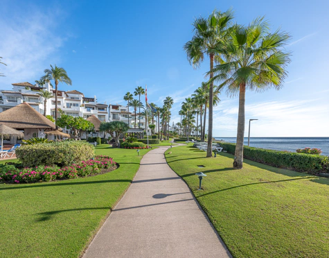 Apartamento Planta Baja en venta en New Golden Mile, Estepona East