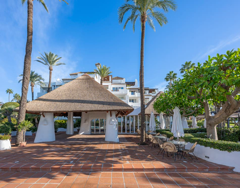 Apartamento Planta Baja en venta en New Golden Mile, Estepona East