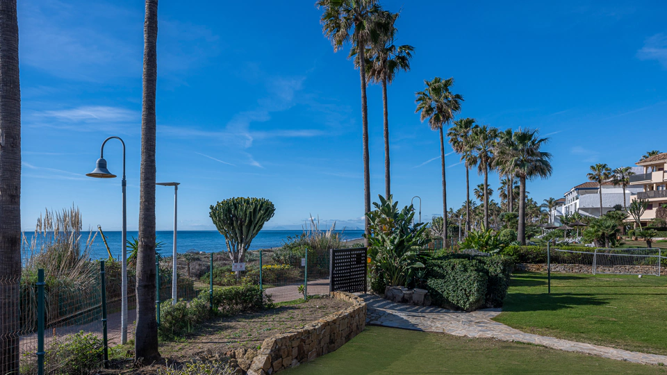 Apartamento en venta en New Golden Mile, Estepona Este