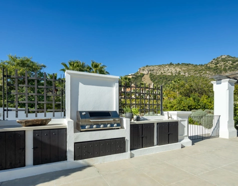 Villa for sale in Marbella Club Golf Resort, Benahavis