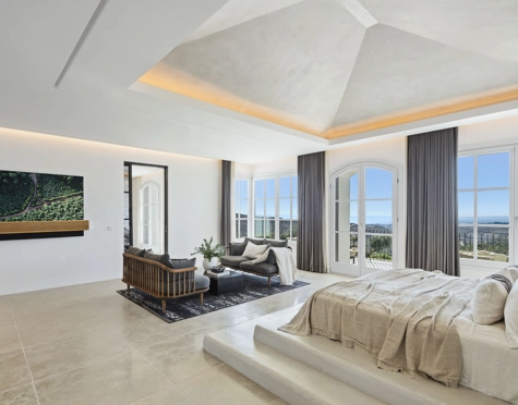 Villa for sale in Marbella Club Golf Resort, Benahavis