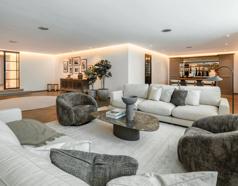 Villa for sale in Marbella Club Golf Resort, Benahavis