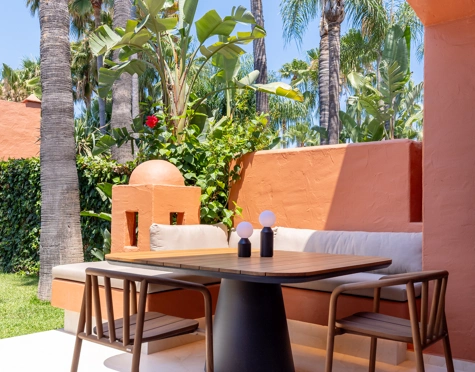 ELEGANT 4-BEDROOM TOWNHOUSE WITH ROOFTOP TERRACE IN MARBELLA
