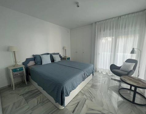 Apartamento en alquiler a corta temporada en Alcazaba Beach, Estepona East