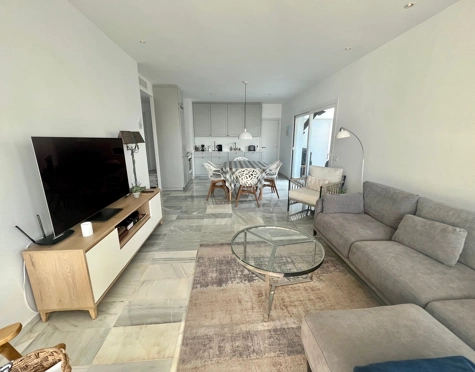 Apartamento en alquiler a corta temporada en Alcazaba Beach, Estepona East