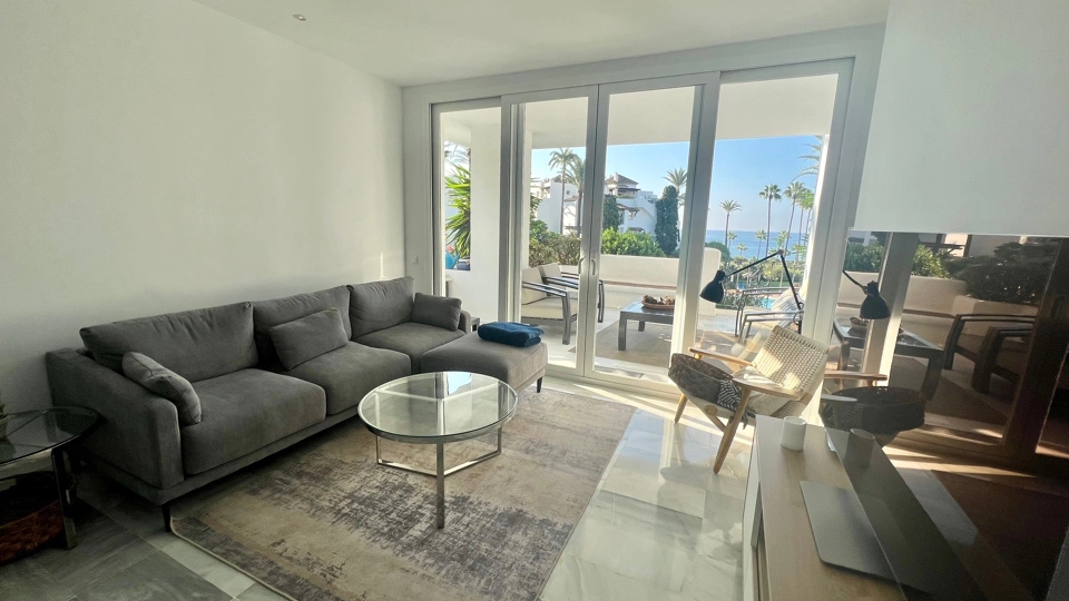 Apartamento en alquiler a corta temporada en Alcazaba Beach, Estepona Este