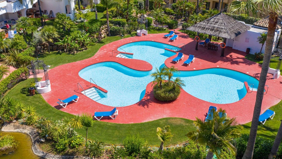 Apartamento Planta Baja en alquiler a corta temporada en Jardines de Ventura del Mar, Marbella - Puerto Banus