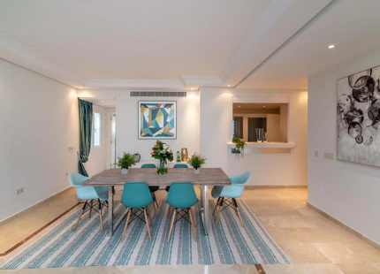 BONITO APARTAMENTO VACACIONAL EN PUERTO BANÚS