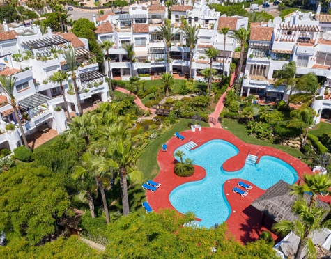 BEAUTIFUL HOLIDAY APARTMENT IN PUERTO BANÚS