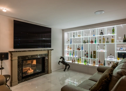 ELEGANTE VILLA CONTEMPORÁNEA CON ACCESO DIRECTO AL GOLF EN LA CERQUILLA