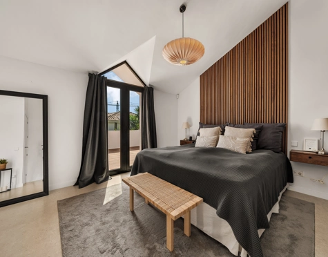 Villa en venta en Nueva Andalucia, Marbella