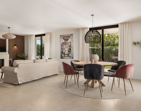 Villa en venta en Nueva Andalucia, Marbella