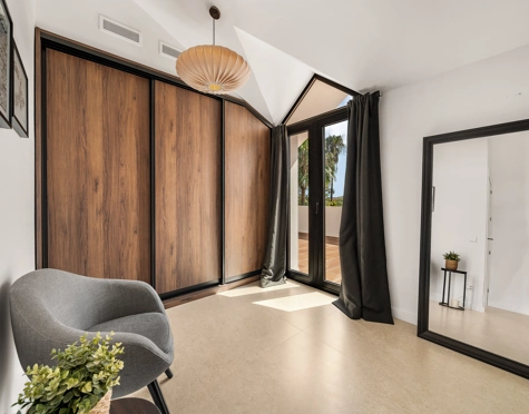 Villa en venta en Nueva Andalucia, Marbella