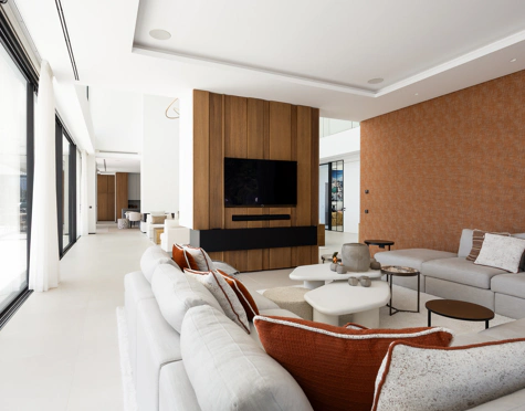 Villa for sale in El Madroñal, Benahavis