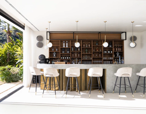 Villa for sale in El Madroñal, Benahavis