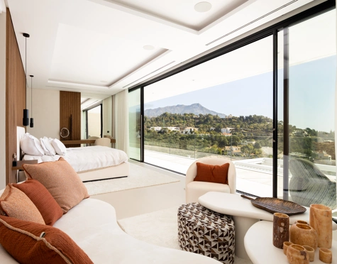 Villa for sale in El Madroñal, Benahavis