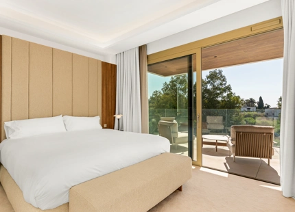 APARTAMENTO DE 3 DORMITORIOS CON PISCINA PRIVADA EN LA MILLA DE ORO DE MARBELLA