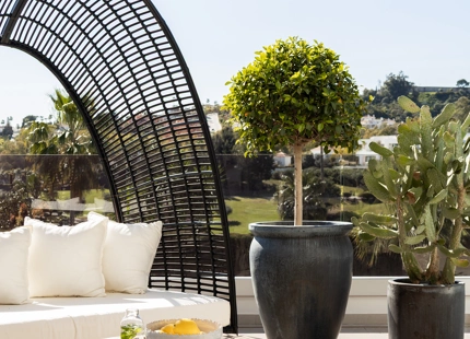 VILLA CONTEMPORÁNEA CON VISTAS PANORÁMICAS EN UN ENTORNO DE GOLF EXCLUSIVO