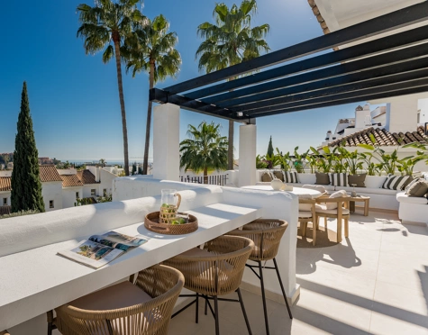 Duplex Penthouse for sale in Nueva Andalucia, Marbella