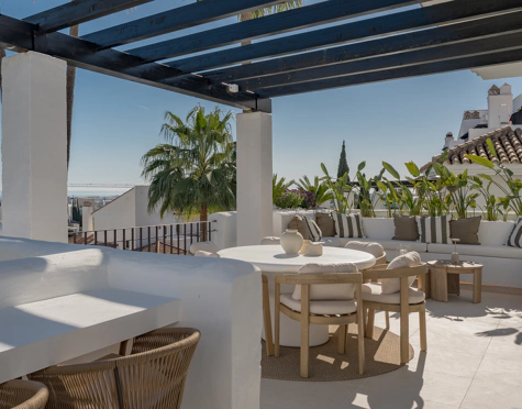 Duplex Penthouse for sale in Nueva Andalucia, Marbella