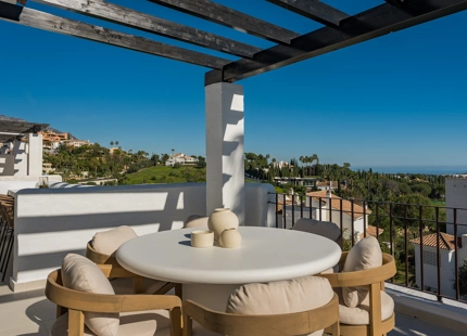 IMPRESIONANTE ÁTICO DÚPLEX EN NUEVA ANDALUCÍA CON TERRAZAS INCREÍBLES
