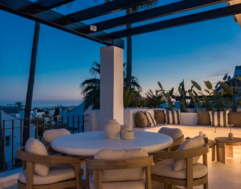 Duplex Penthouse for sale in Nueva Andalucia, Marbella