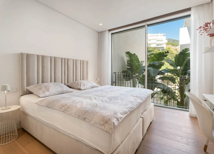 LUJOSO APARTAMENTO DE 2 DORMITORIOS CON IMPRESIONANTES VISTAS AL MAR EN OJÉN