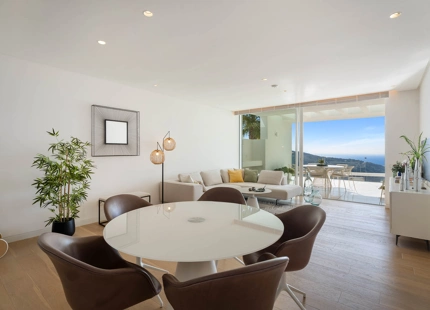 LUJOSO APARTAMENTO DE 2 DORMITORIOS CON IMPRESIONANTES VISTAS AL MAR EN OJÉN