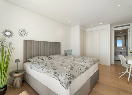 LUJOSO APARTAMENTO DE 2 DORMITORIOS CON IMPRESIONANTES VISTAS AL MAR EN OJÉN