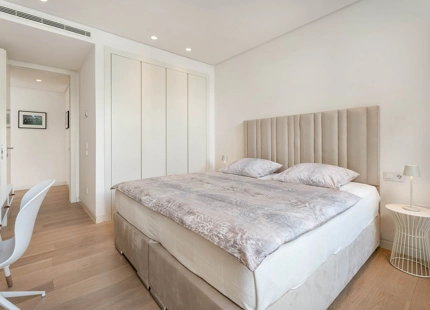 LUJOSO APARTAMENTO DE 2 DORMITORIOS CON IMPRESIONANTES VISTAS AL MAR EN OJÉN