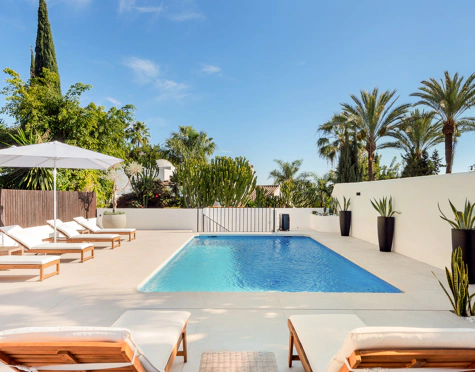Villa Pareada en venta en Sierra Blanca, Marbella Golden Mile