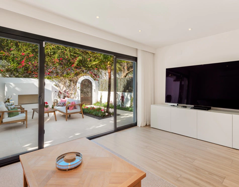 Villa Pareada en venta en Sierra Blanca, Marbella Golden Mile