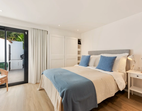 Villa Pareada en venta en Sierra Blanca, Marbella Golden Mile