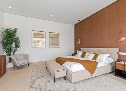 ELEGANTE VILLA DE LUJO DE 6 DORMITORIOS EN BENAHAVÍS – COMPLETAMENTE AMUEBLADA