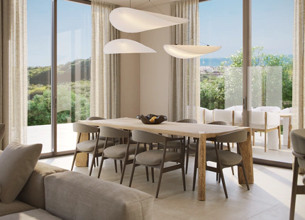 VILLA EN PRIMERA LÍNEA DE GOLF EN ESTEPONA – NUEVO DESARROLLO DE LUJO