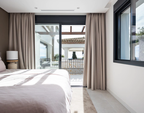 Villa for sale in Los Flamingos, Benahavis
