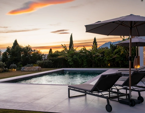 Villa for sale in Los Flamingos, Benahavis