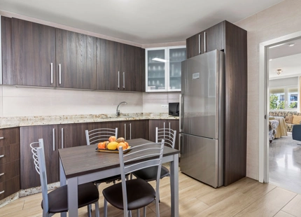 ÁTICO DÚPLEX ELEGANTE CON AMPLIA TERRAZA EN SAN PEDRO DE ALCÁNTARA