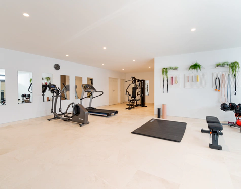 Villa en venta en La Alqueria, Benahavis