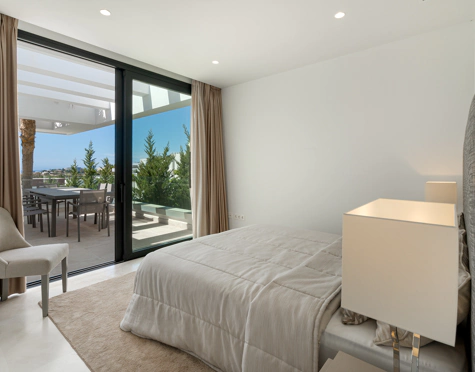 Villa en venta en La Alqueria, Benahavis