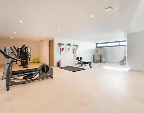 Villa en venta en La Alqueria, Benahavis