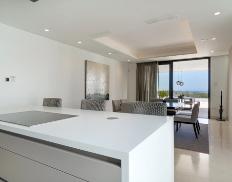 Villa en venta en La Alqueria, Benahavis