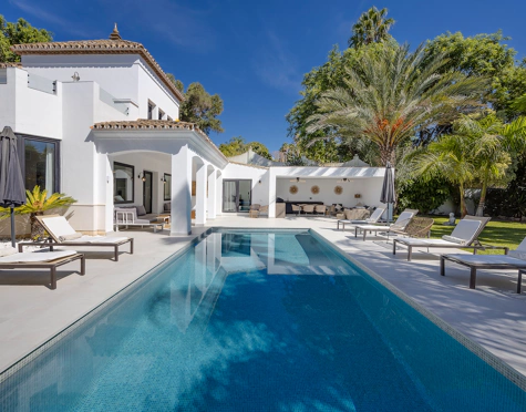 Villa for sale in Paraiso Alto, Benahavis