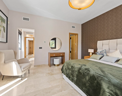 Villa for sale in Paraiso Alto, Benahavis