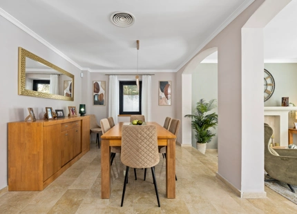 ELEGANTE VILLA DE LUJO CON EXCEPCIONAL VIDA AL AIRE LIBRE EN EL PARAÍSO ALTO, BENAHAVÍS