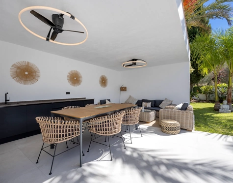 Villa for sale in Paraiso Alto, Benahavis