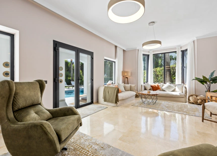 ELEGANTE VILLA DE LUJO CON EXCEPCIONAL VIDA AL AIRE LIBRE EN EL PARAÍSO ALTO, BENAHAVÍS
