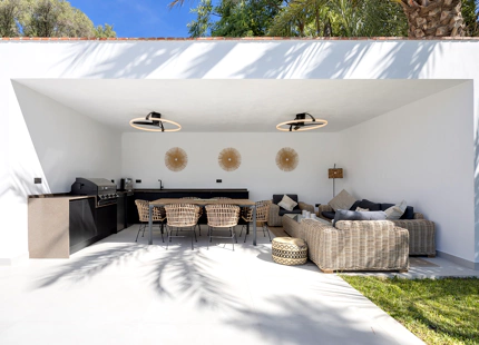 ELEGANTE VILLA DE LUJO CON EXCEPCIONAL VIDA AL AIRE LIBRE EN EL PARAÍSO ALTO, BENAHAVÍS